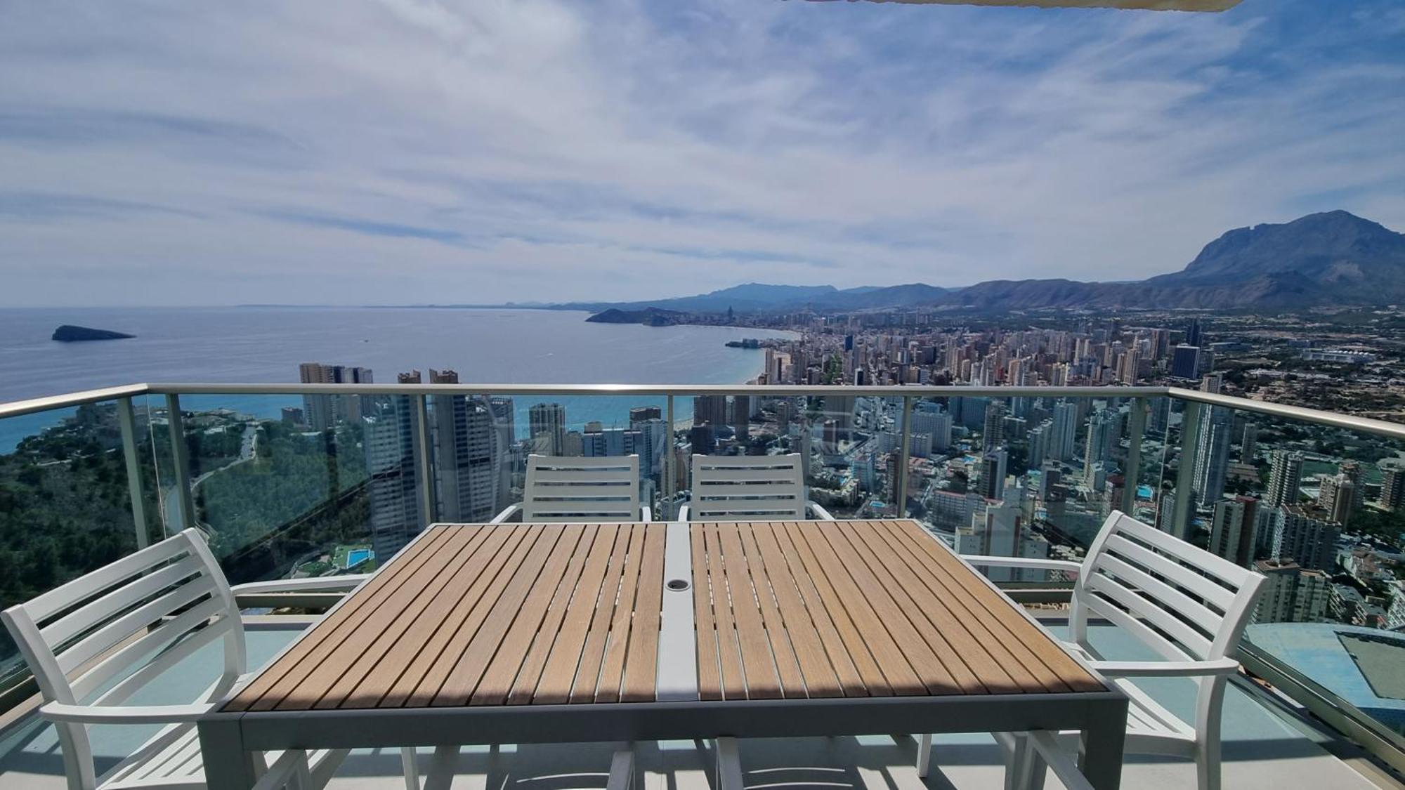 Skyline 37 Terraza Con Vista Al Mar Leilighet Benidorm Eksteriør bilde